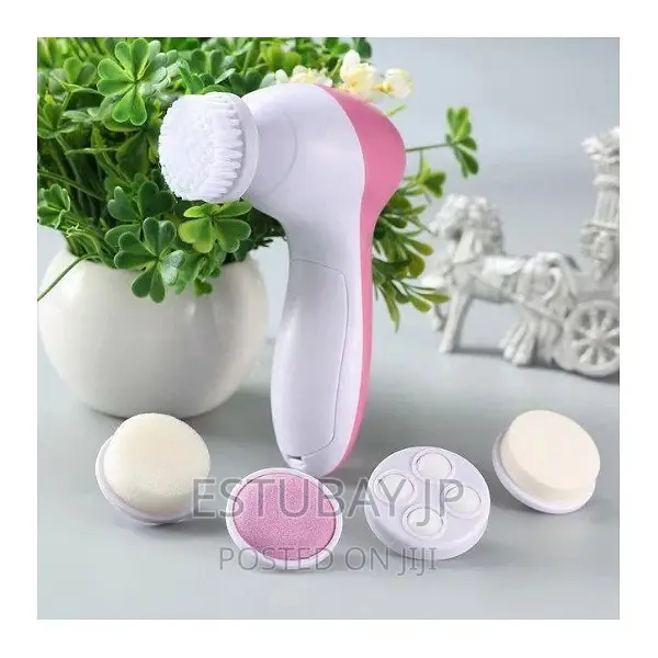 5 in 1 Beauty Care Massager 
ለአጠቃቀም ቀላል ውበትን የሚያላበስ