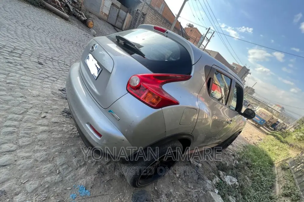 Nissan Juke 2012 Silver
