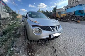 Nissan Juke 2012 Silver