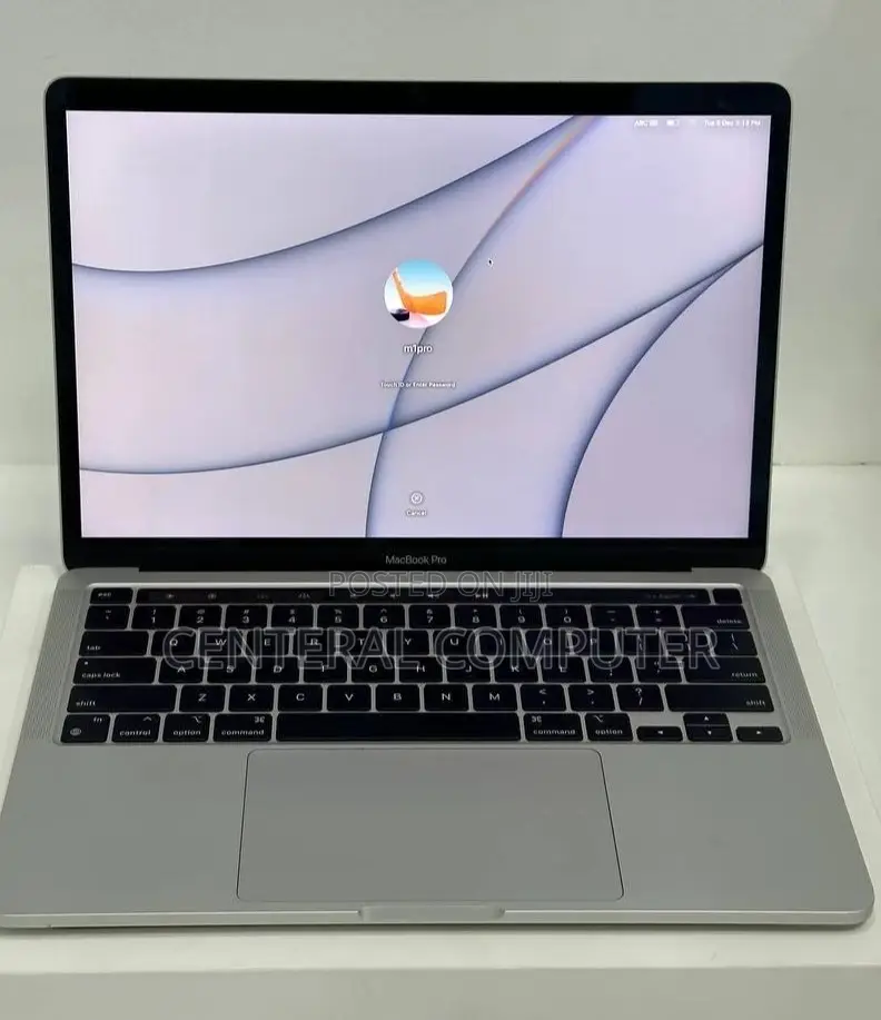 New Laptop Apple MacBook Pro M1 8GB Apple M1 SSD 512GB
