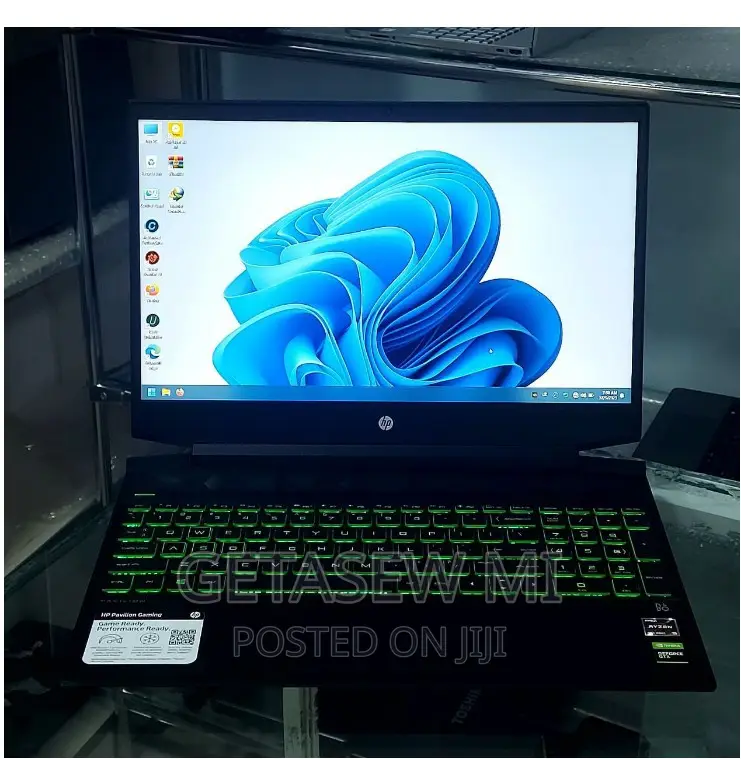New Laptop HP Pavilion 15 16GB AMD Ryzen 5 SSD 512GB