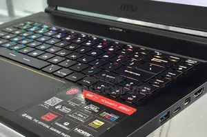 New Laptop MSI GE66 Raider 8GB Intel Core I7 SSD 1T