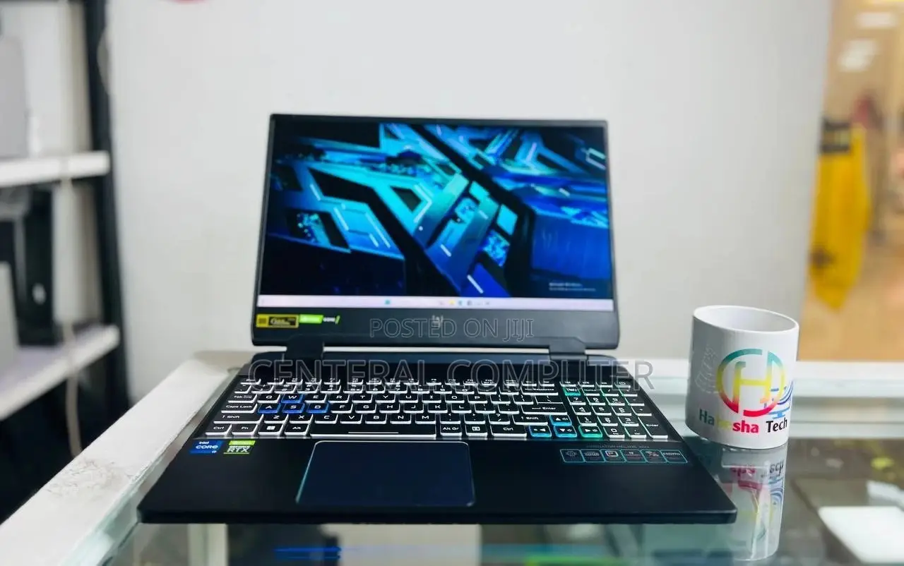 New Laptop Acer Predator Helios 300 16GB Intel Core I5 SSD 512GB