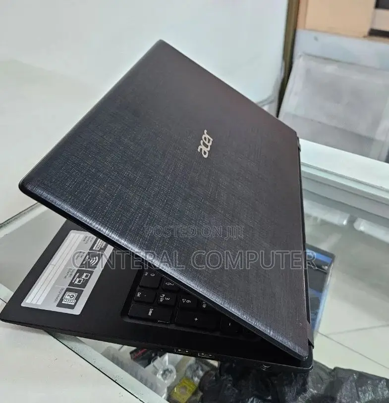 New Laptop Acer Apsire M3 581TG 8GB Intel Core I5 SSD 1T