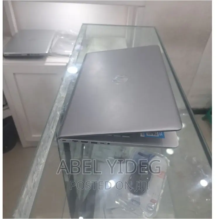 New Laptop HP Pavilion 15 8GB Intel Core I7 HDD 2T