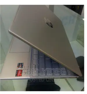 New Laptop HP Pavilion 13 8GB AMD Ryzen 5 SSD 512GB