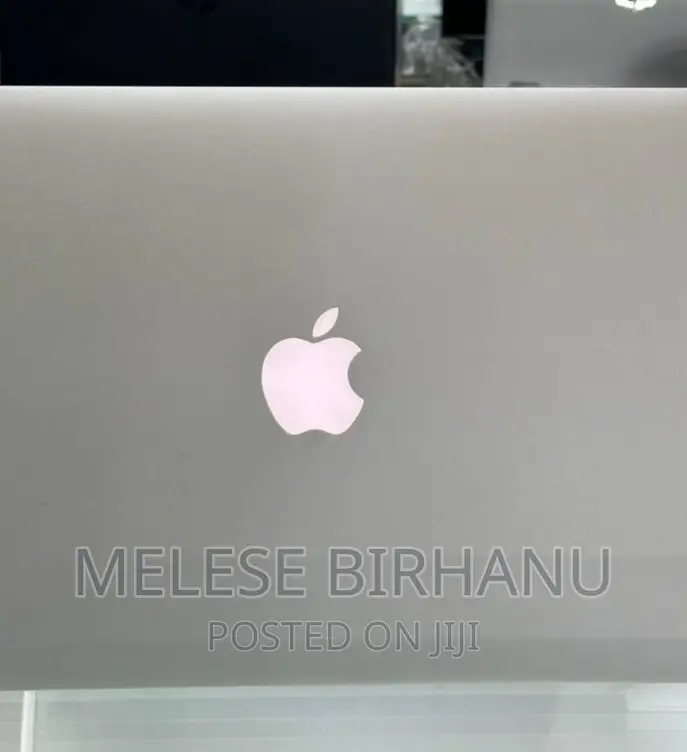 New Laptop Apple MacBook Pro 2015 8GB Intel Core I5 SSD 128GB