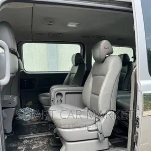 Hyundai Starex 2016 Gray