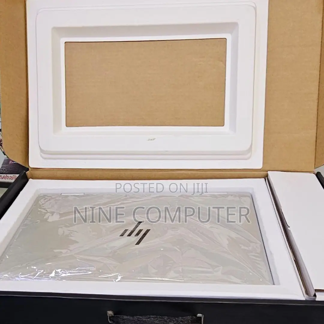 New Laptop HP Envy X360 16GB Intel Core I7 SSD 1T