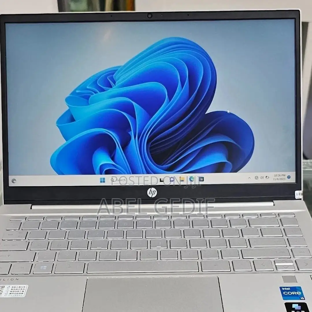 New Laptop HP Pavilion 10 16GB Intel Core I5 SSD 512GB