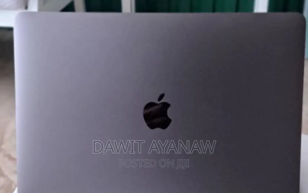 New Laptop Apple MacBook Pro 2019 6GB Intel Core I5 SSD 128GB