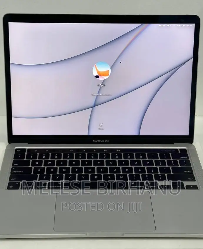 New Laptop Apple MacBook Pro 2020 M1 8GB Intel Core I7 SSD 512GB
