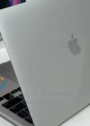 New Laptop Apple MacBook Pro 2020 M1 8GB Intel Core I7 SSD 512GB