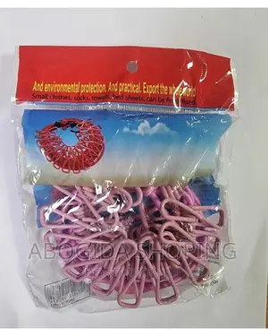 Elastic Laundry Rope With 12 Clothespins