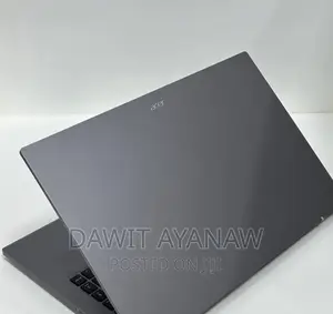 Photo - New Laptop Acer 8GB AMD Ryzen 5 SSD 512GB