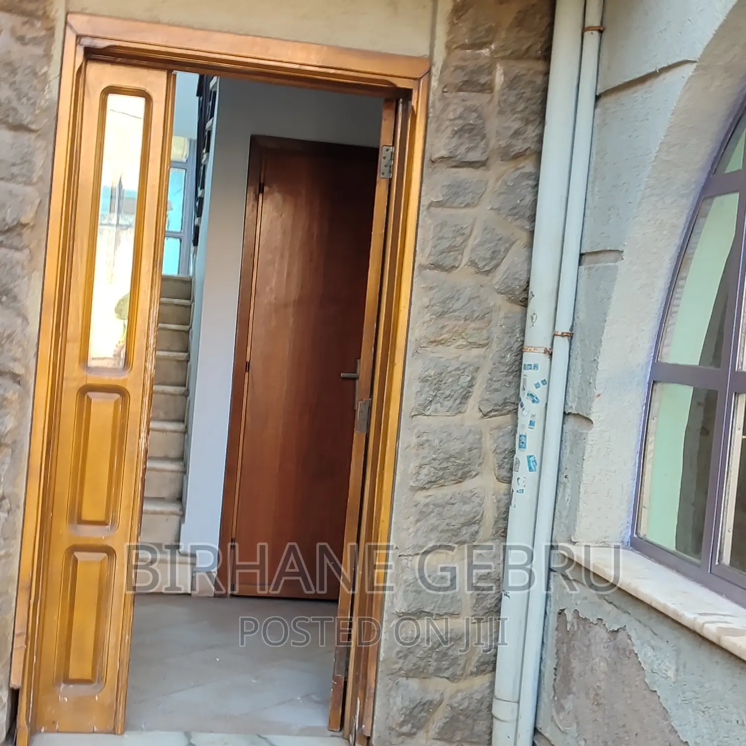 5bdrm House in Hause G+1, Bole for rent