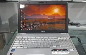 New Laptop Toshiba 3GB Intel Pentium HDD 350GB