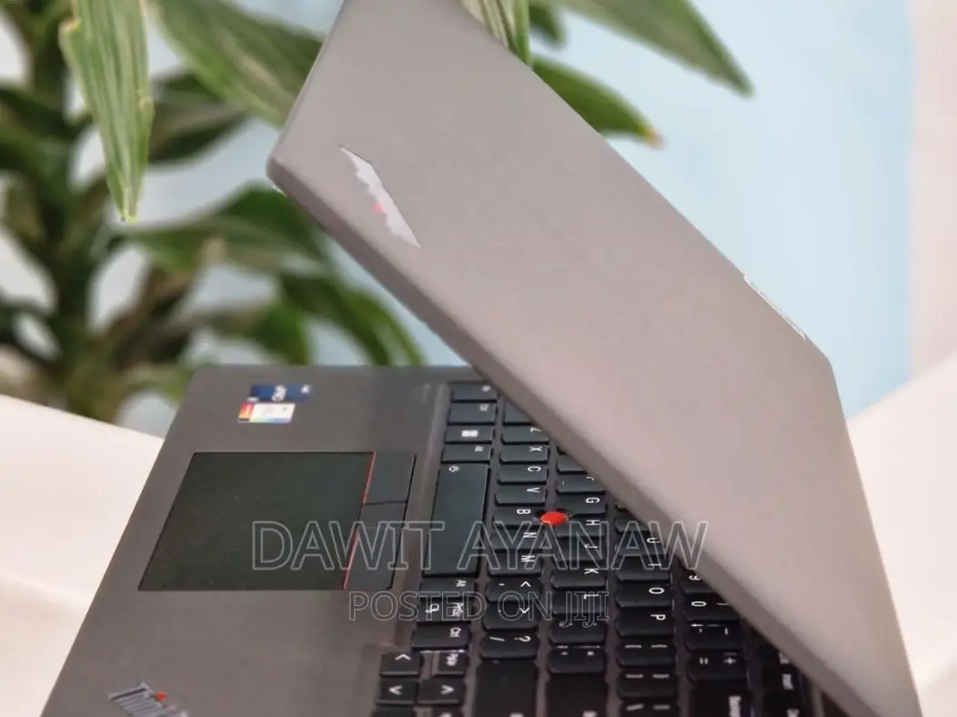 New Laptop Lenovo ThinkPad T14 16GB AMD Ryzen 5 SSD 512GB