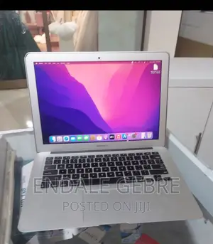 New Laptop Apple MacBook 2017 8GB Intel Core I5 SSD 128GB