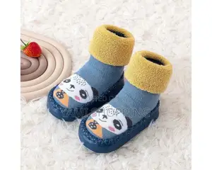Infant Walking Shoes
(ጫማ ካልሲ)