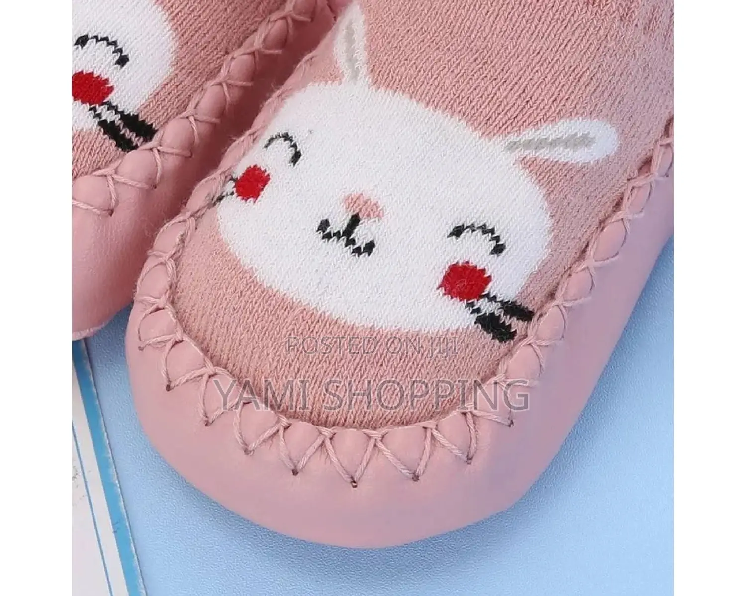 Infant Walking Shoes
(ጫማ ካልሲ)