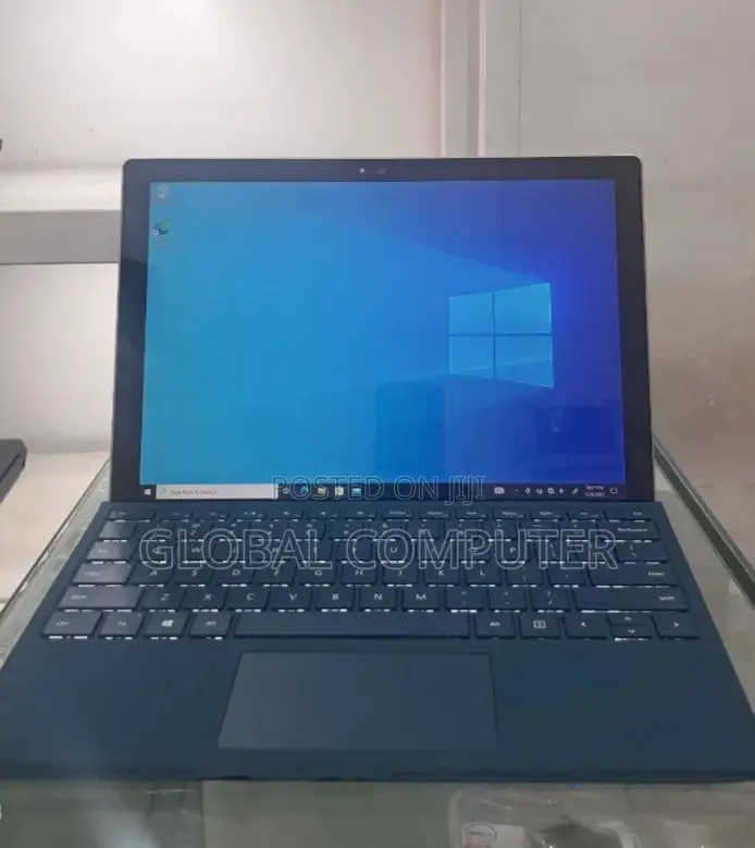 New Laptop Microsoft Surface Pro 4 8GB Intel Core I7 SSD 256GB