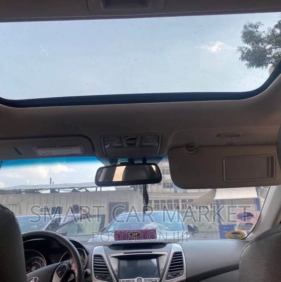 Hyundai Avante 2015 Gray