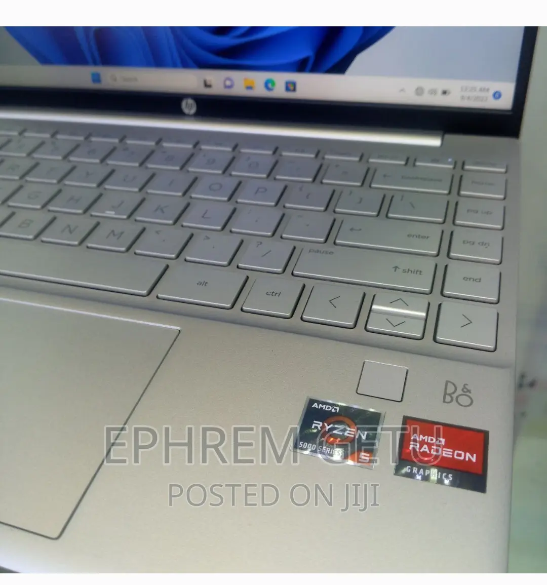 New Laptop HP Pavilion 13 8GB AMD Ryzen 5 SSD 512GB