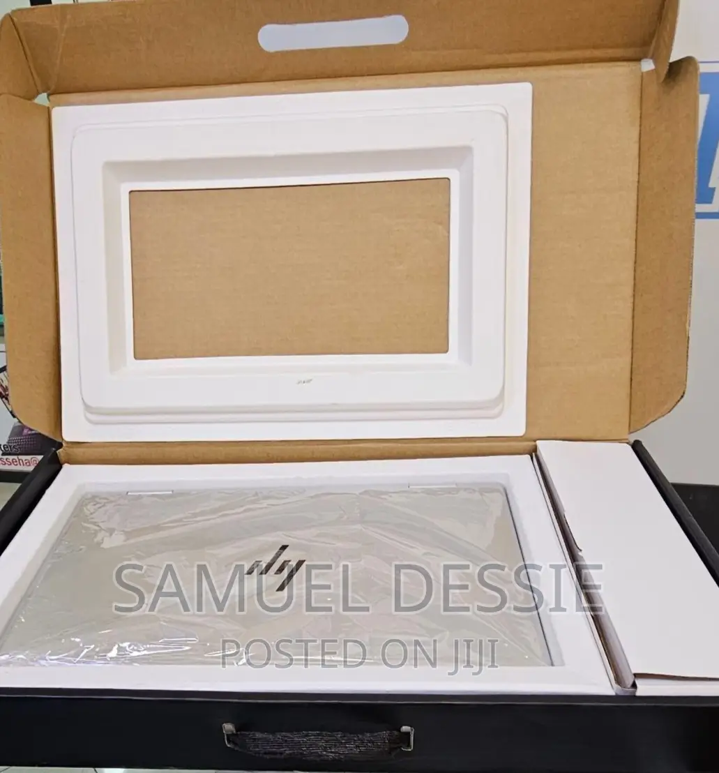 New Laptop HP Envy X360 16GB Intel Core I7 SSD 1T