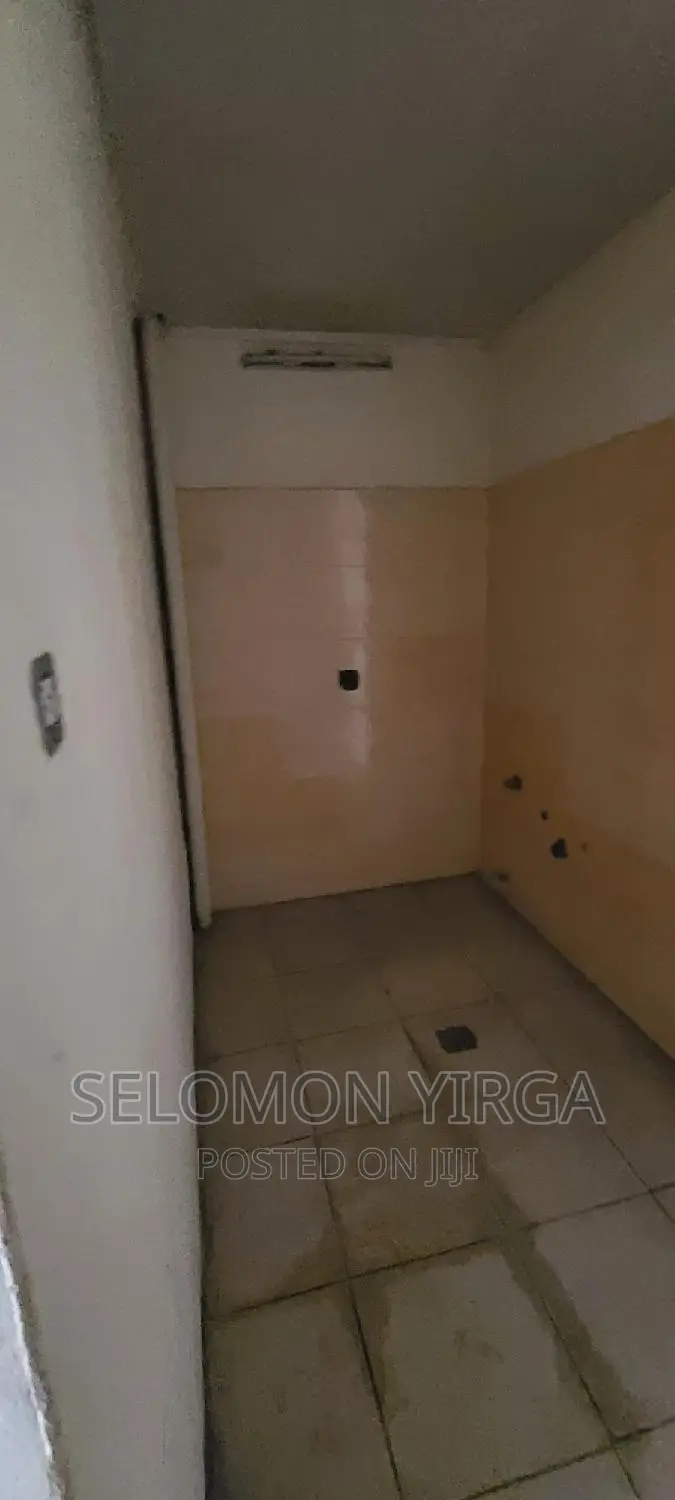 ክራይ የቀረበ ቢሮ