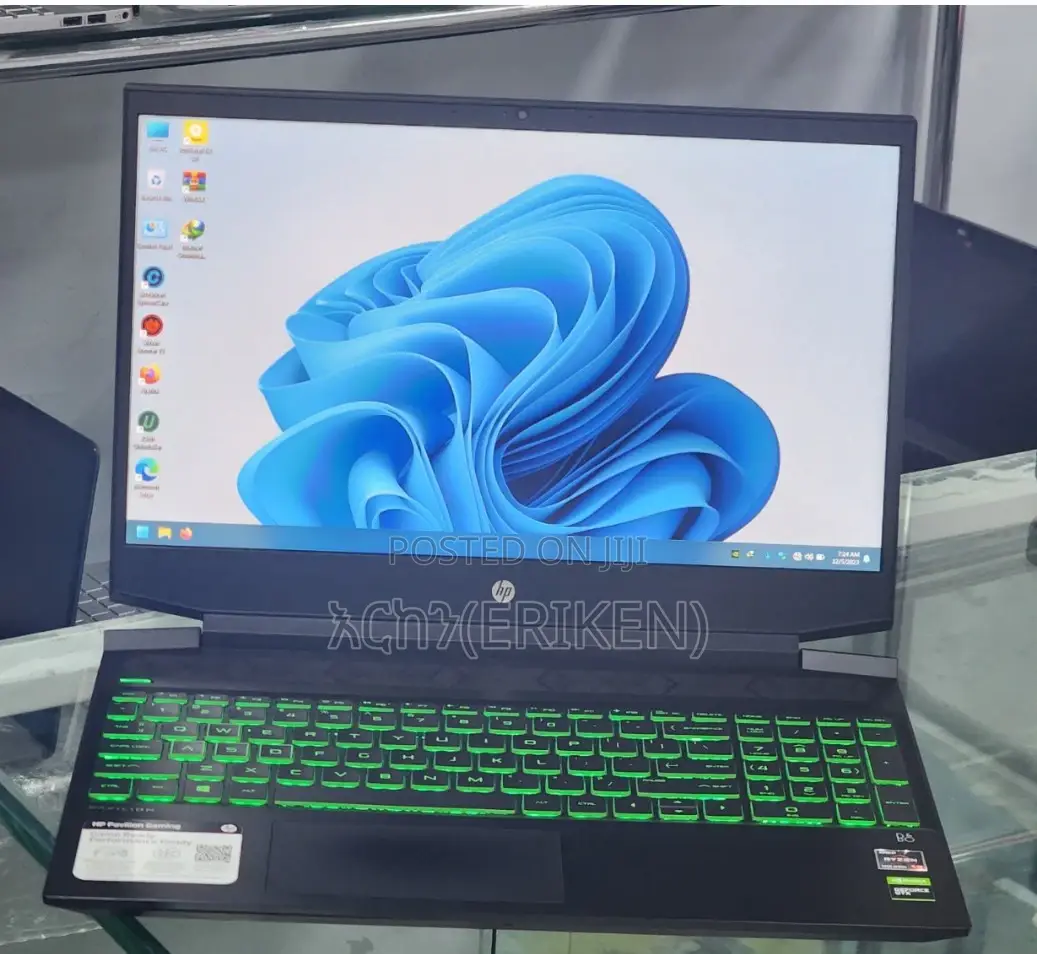 New Laptop HP Pavilion Power 15 16GB AMD Ryzen 5 SSD 2T