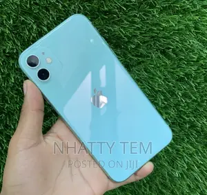 Photo - Apple iPhone 11 128 GB Green