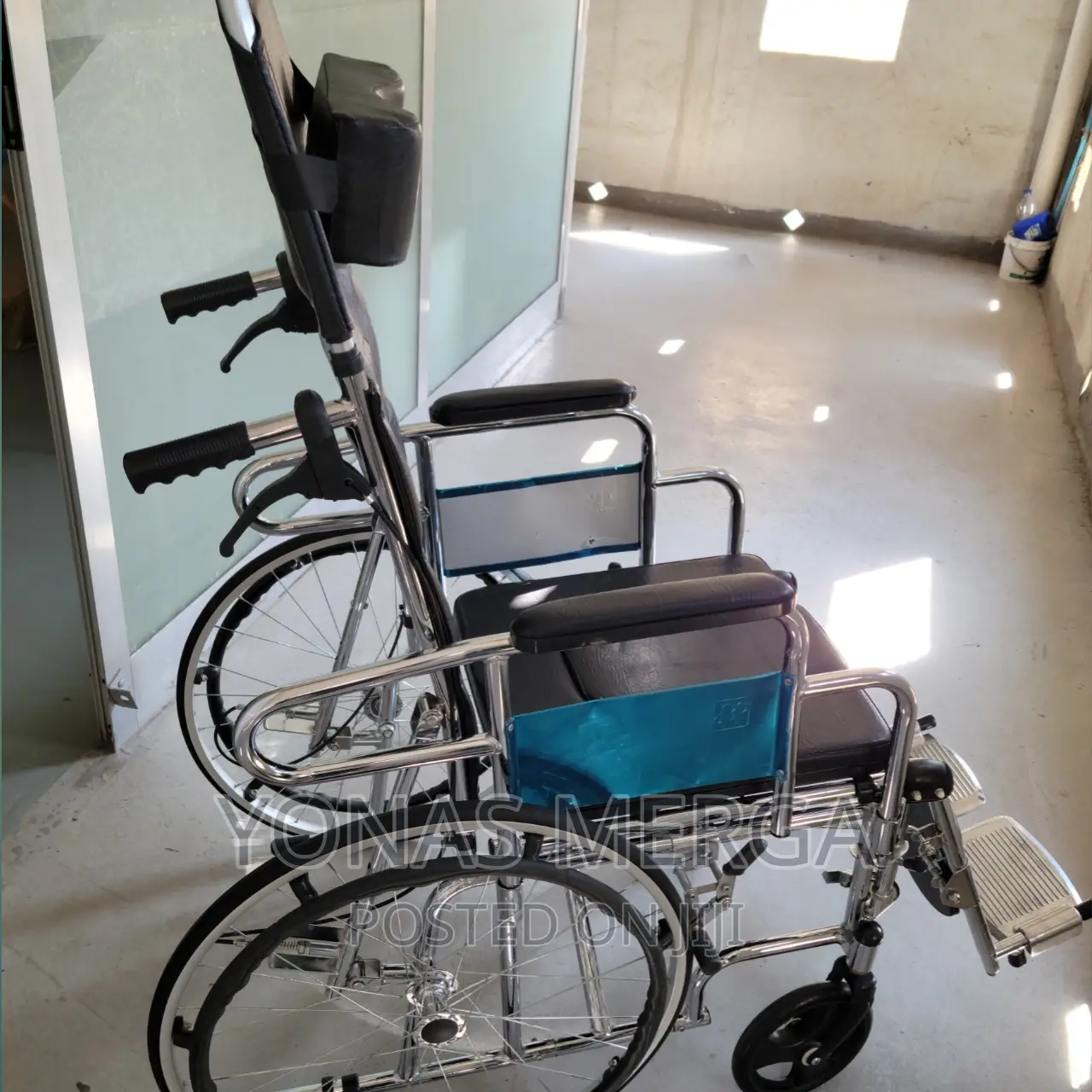 ሚተኛዉ:እግሩ ከፍዝቅ/Wheelchair/Wheelchair/Wheelchair/Wheelchair