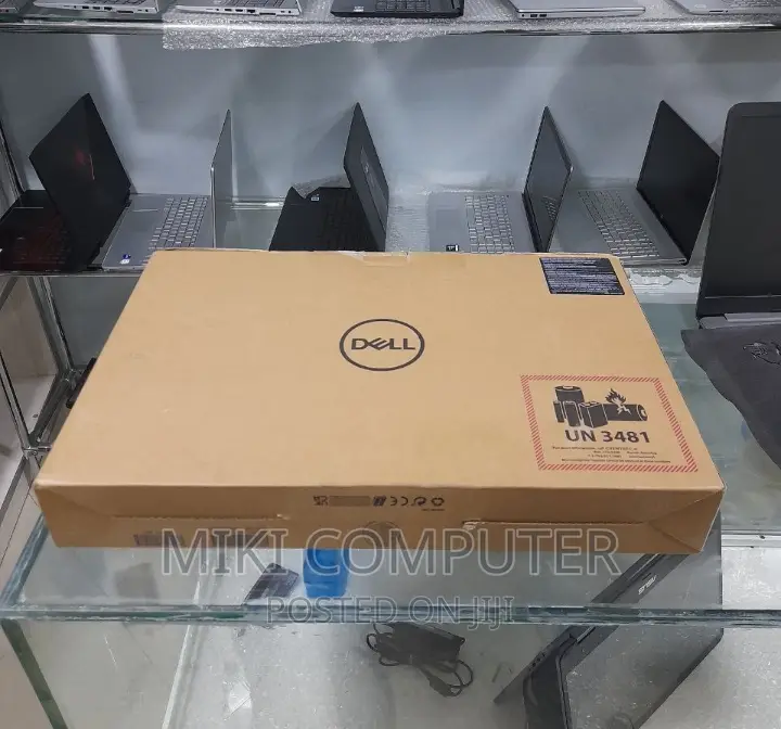 New Laptop Dell G15 5511 8GB Intel Core I5 SSD 512GB