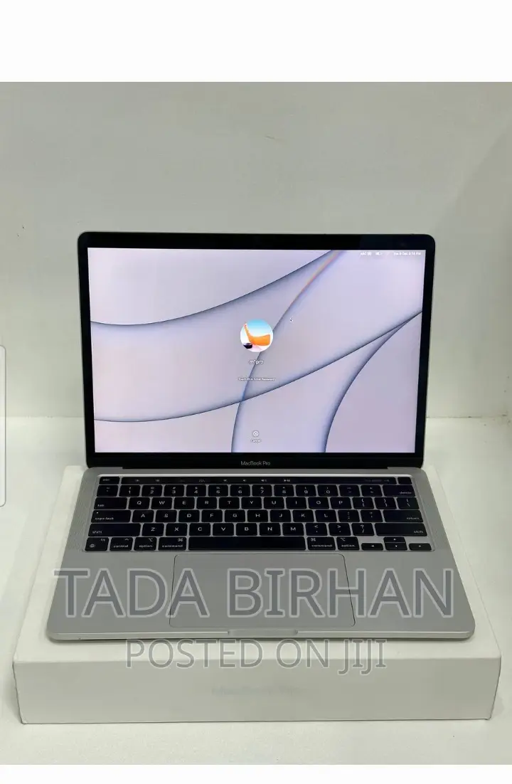 New Laptop Apple MacBook Pro 2019 16GB Intel Core I7 SSD 512GB
