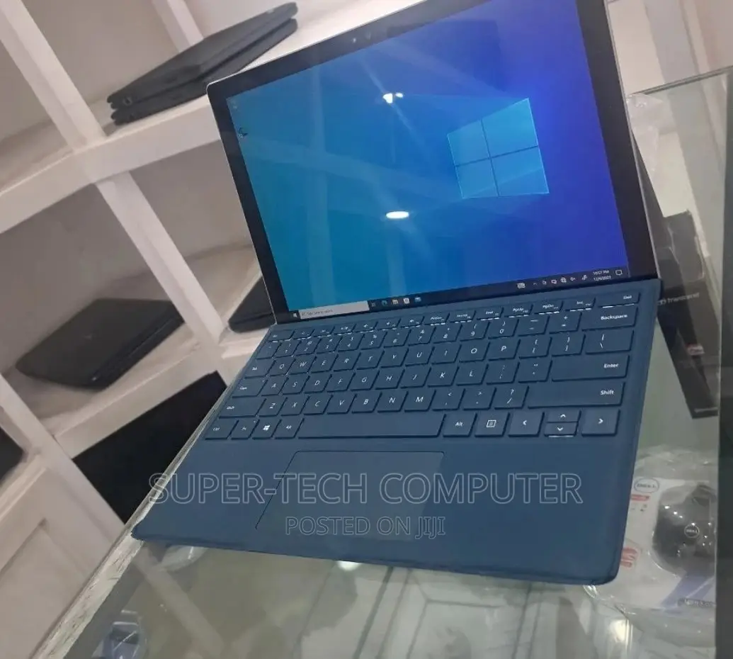 New Laptop Microsoft Surface Pro 4 8GB Intel Core I5 SSD 256GB