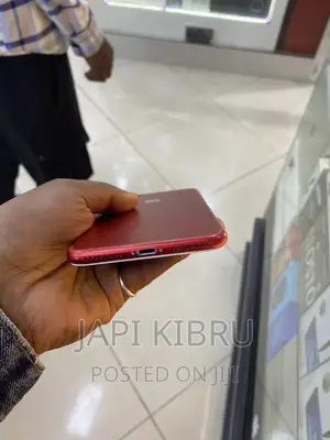 Apple iPhone 7 Plus 128 GB Red