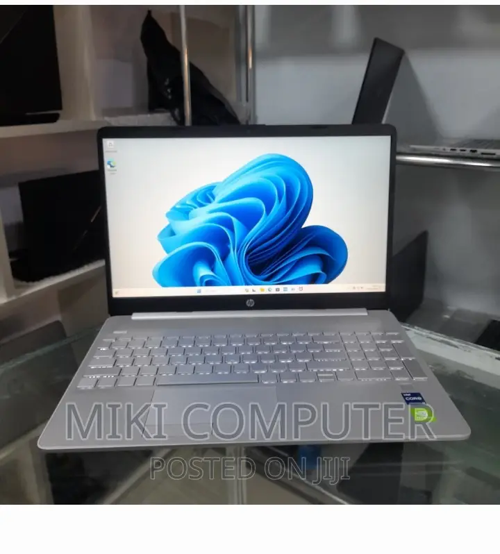 New Laptop HP Stream Notebook 16GB Intel Core I7 SSD 512GB