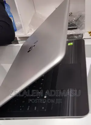 Photo - New Laptop HP EliteBook 840 8GB Intel Core I5 HDD 512GB