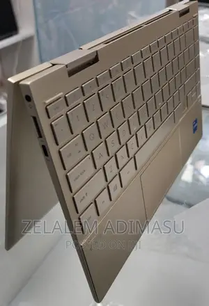 New Laptop HP Envy X360 8GB Intel Core I7 SSD 512GB