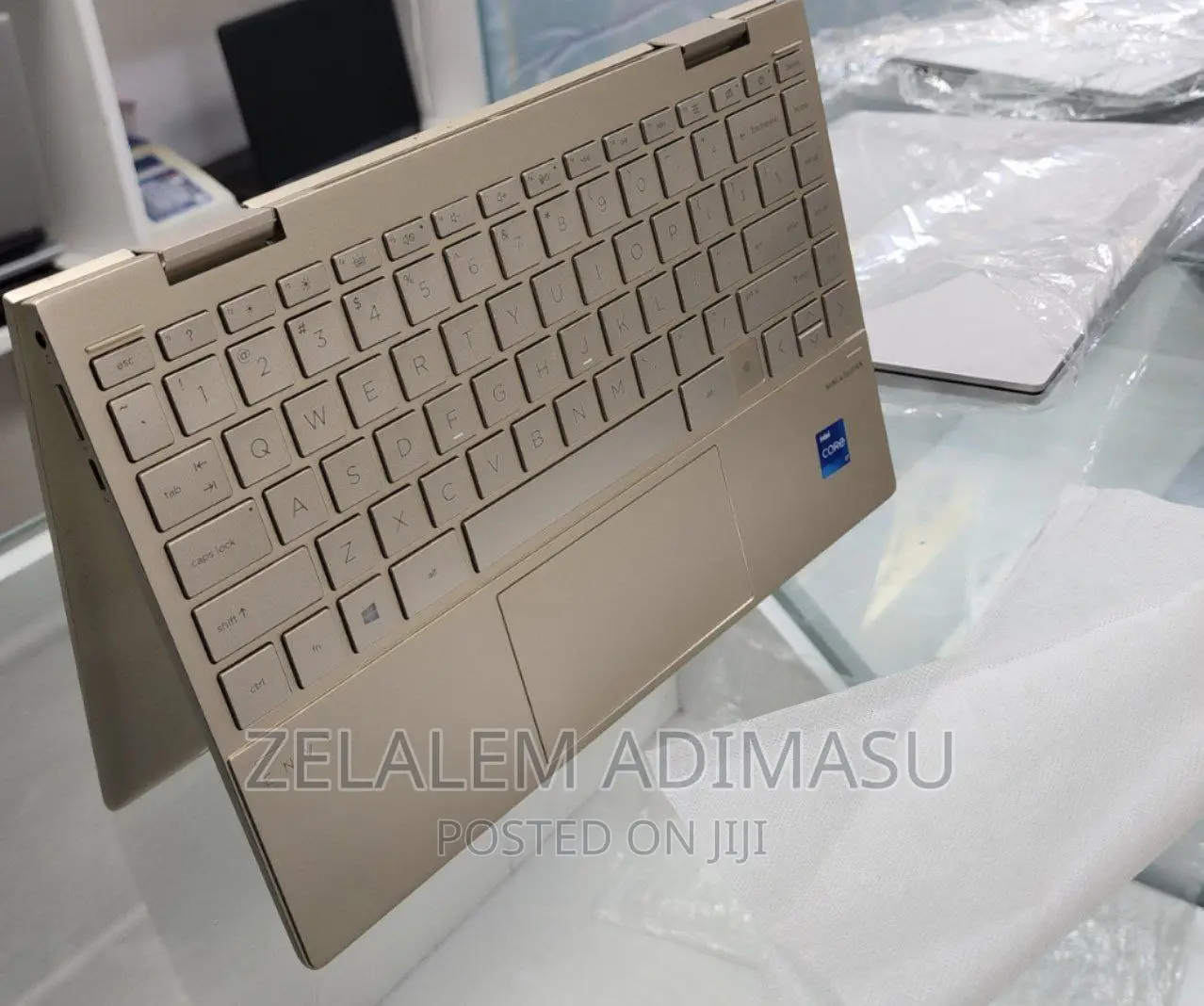 New Laptop HP Envy X360 8GB Intel Core I7 SSD 512GB