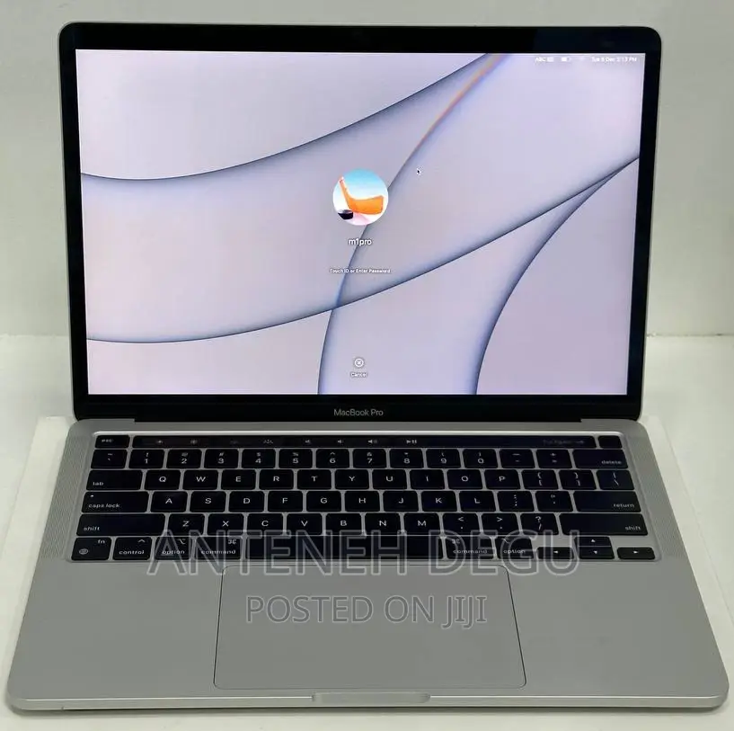 New Laptop Apple MacBook Pro M1 8GB Apple M1 Pro SSD 512GB
