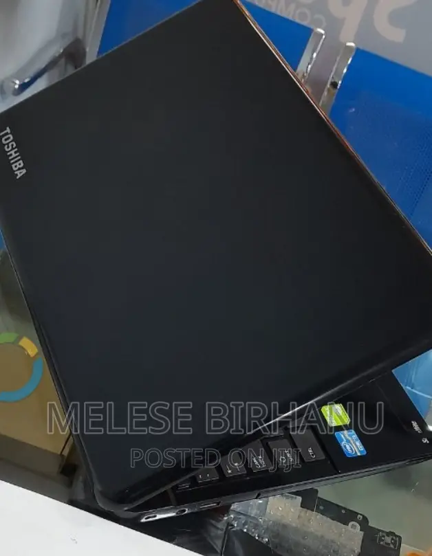 Laptop Toshiba Satellite C50 4GB Intel Core I3 SSD 500GB