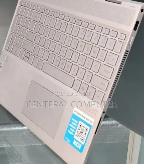 New Laptop HP Envy 17-3000 16GB Intel Core I5 SSD 512GB