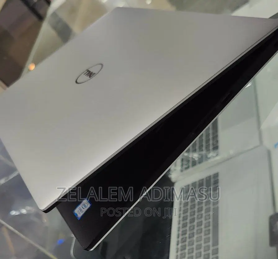 New Laptop Dell Inspiron 15 32GB Intel Core I7 SSD 512GB