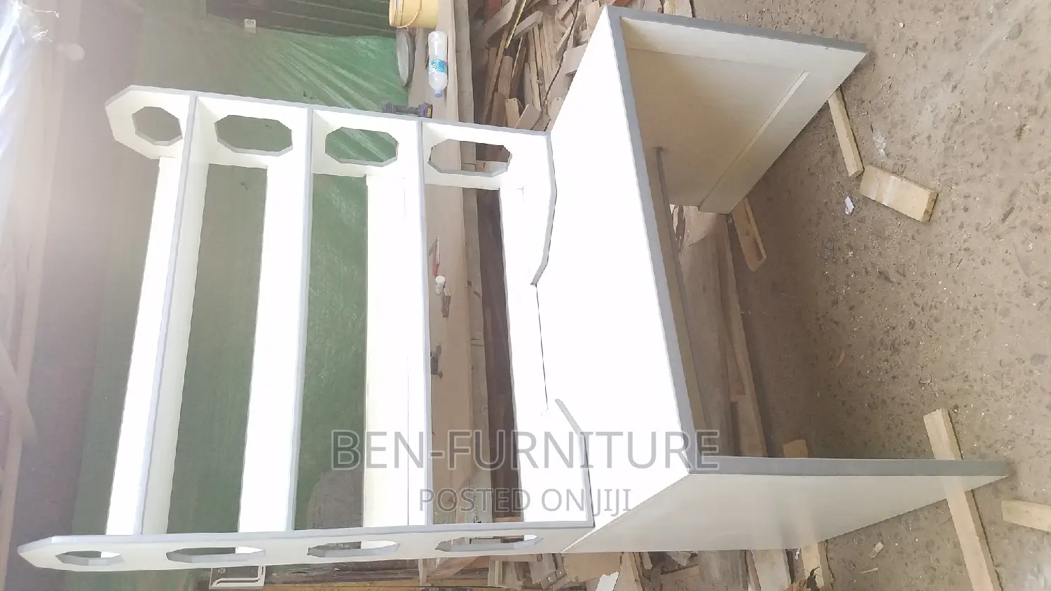 Working Table(120 X 80 X 180)