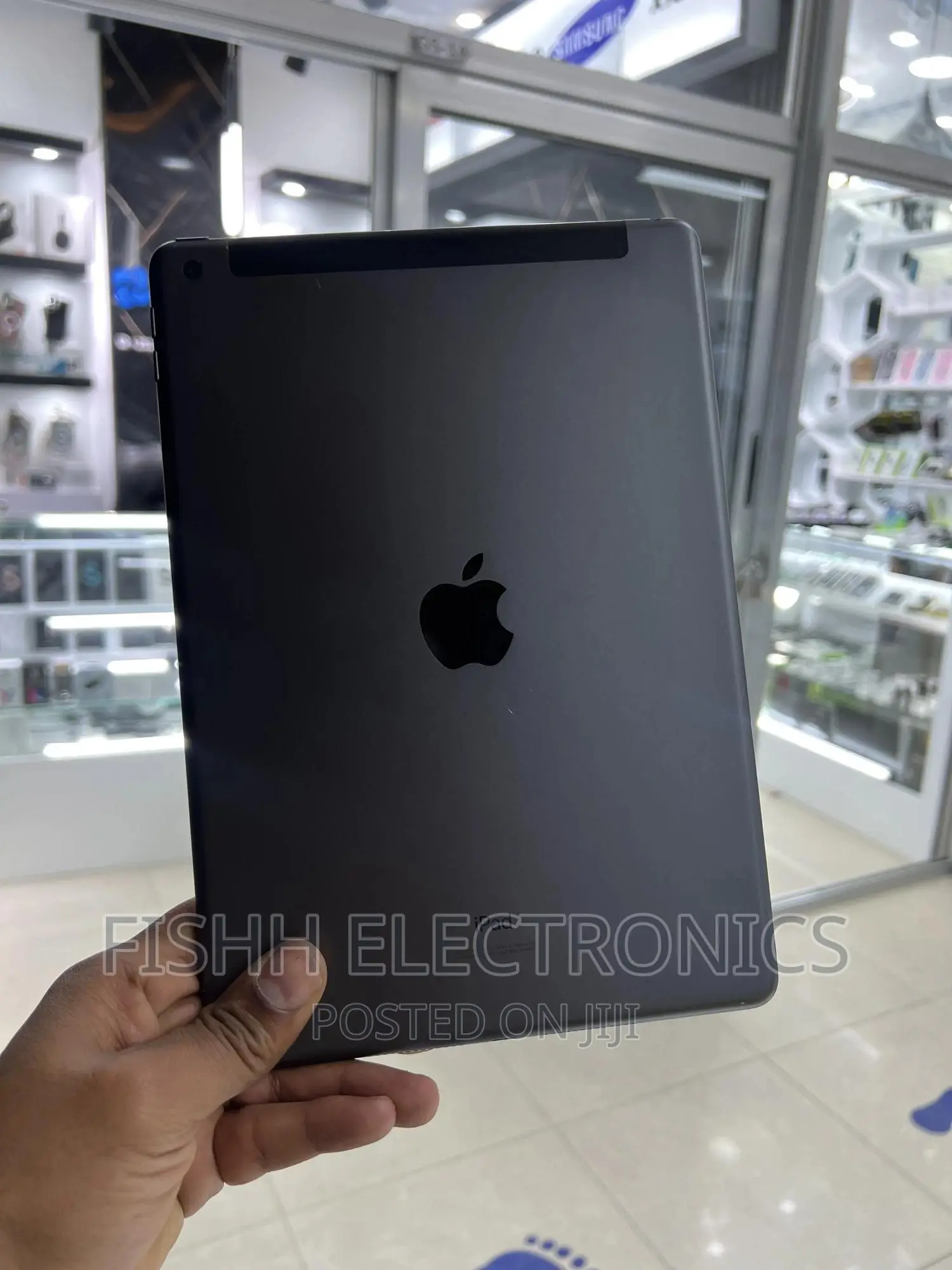 Apple iPad 10.2 (2021) 64 GB Gray