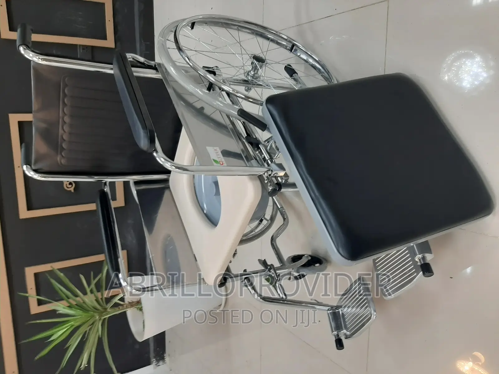 Commode Wheelchair<Toilet Wheelchair>Wheelchair<Wheelchair>