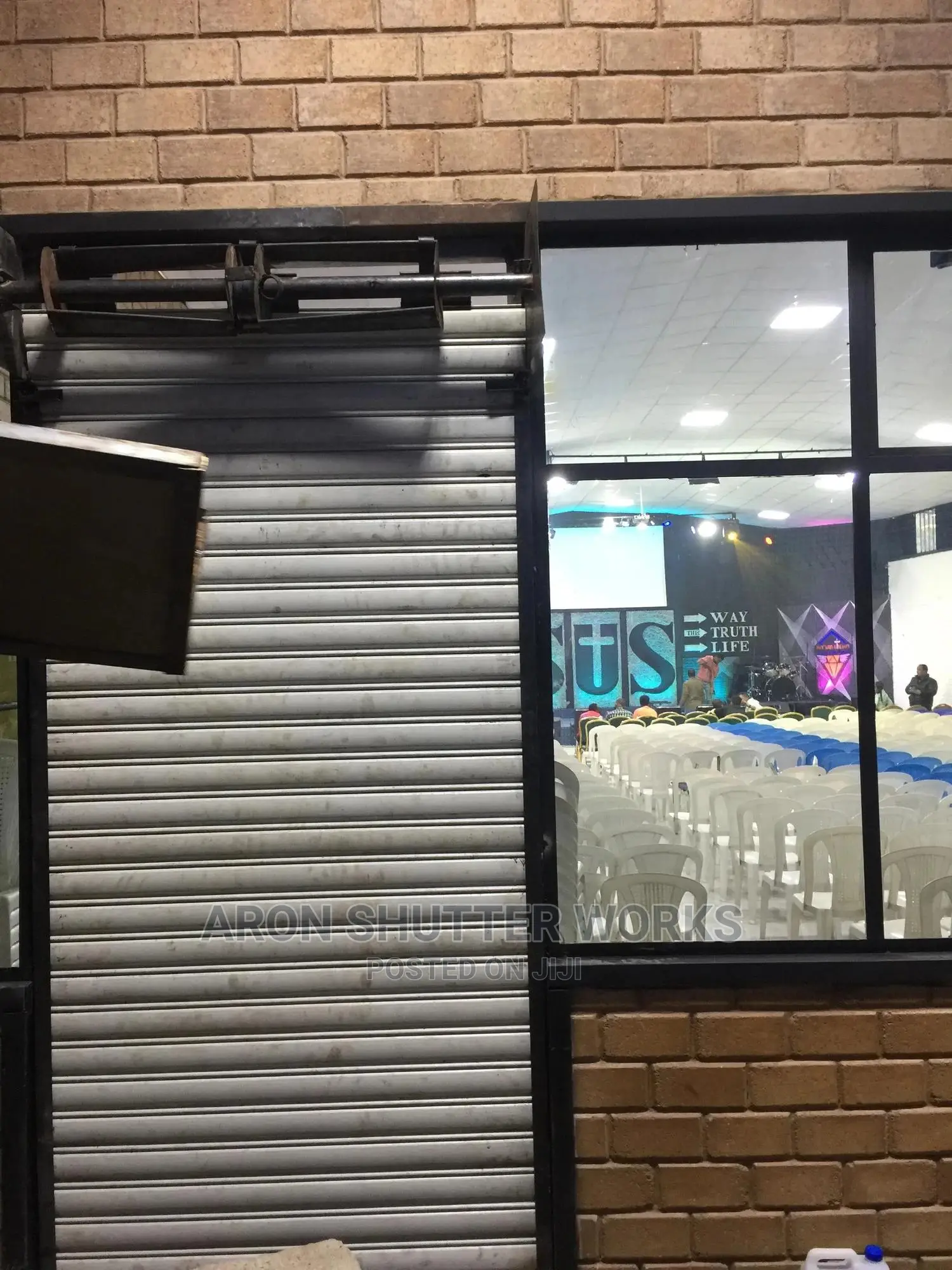 አሮን የሻተር ስራ /ኮትድ ሻተር/