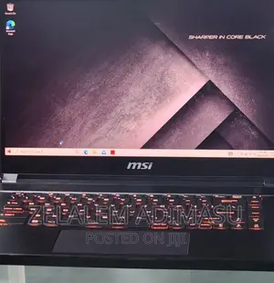 New Laptop MSI Pulse GL66 8GB Intel Core I7 SSD 512GB